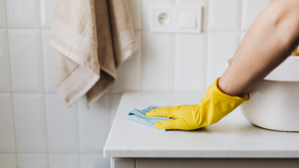 Combating Mold and Mildew: How Professional Bathroom Cleaning Services Tackle Persistent Issues